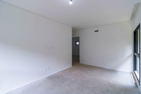 Casa de condomínio à venda com 707m², 5 quartos e 6 vagas Casa de condomínio à venda com 707m², 5 quartos e 6 vagasQuarto 4