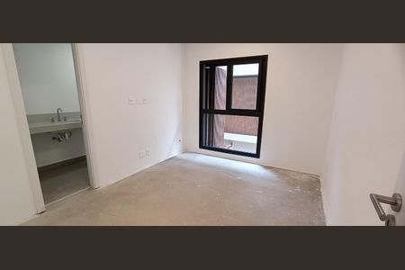 Casa de condomínio à venda com 523m², 4 quartos e 4 vagasSuíte 1