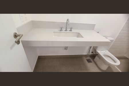 Casa de condomínio à venda com 523m², 4 quartos e 4 vagasBanheiro da Suíte 3