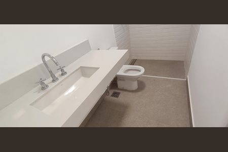 Casa de condomínio à venda com 523m², 4 quartos e 4 vagasBanheiro da Suíte 3