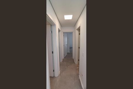 Casa de condomínio à venda com 523m², 4 quartos e 4 vagasCorredor