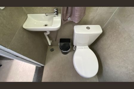 Apartamento à venda com 102m², 2 quartos e 1 vagaBanheiro de Serviço