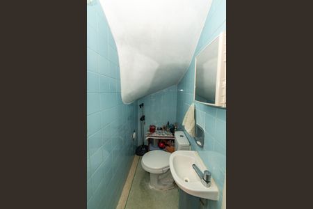 Casa à venda com 138m², 2 quartos e 1 vagaLavabo  Sala