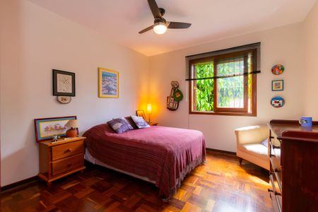 Casa para alugar com 304m², 4 quartos e 3 vagasQuarto 1