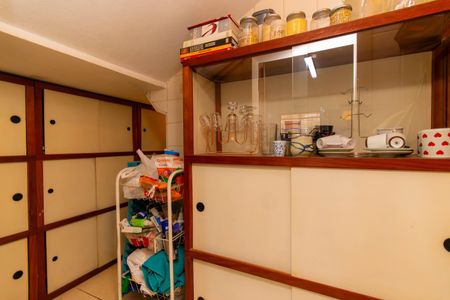 Casa para alugar com 304m², 4 quartos e 3 vagasDespensa