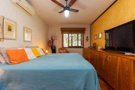 Casa para alugar com 304m², 4 quartos e 3 vagasSuíte