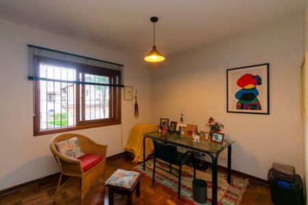 Casa para alugar com 304m², 4 quartos e 3 vagasSuíte