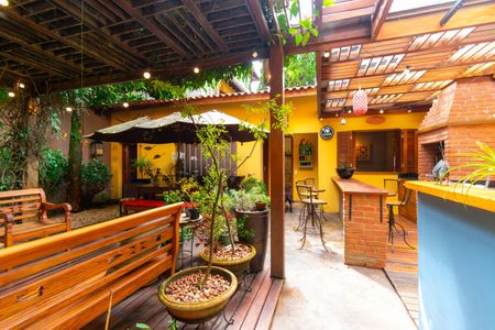 Casa para alugar com 304m², 4 quartos e 3 vagasÁrea gourmet