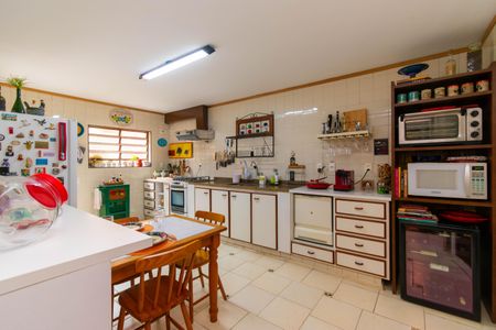 Casa para alugar com 304m², 4 quartos e 3 vagasCozinha