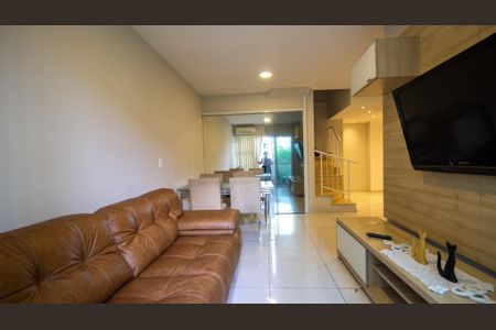 Apartamento para alugar com 95m², 2 quartos e 1 vaga Apartamento para alugar com 95m², 2 quartos e 1 vagaSala