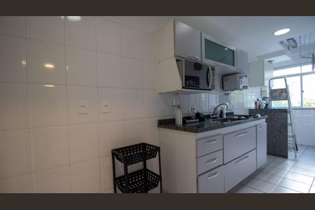 Apartamento para alugar com 95m², 2 quartos e 1 vaga Apartamento para alugar com 95m², 2 quartos e 1 vagaCozinha e Área de Serviço