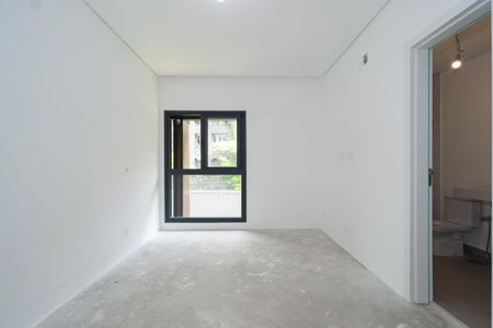 Casa de condomínio à venda com 548m², 4 quartos e 4 vagasSuíte 4