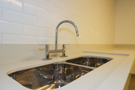 Casa de condomínio à venda com 548m², 4 quartos e 4 vagasCozinha