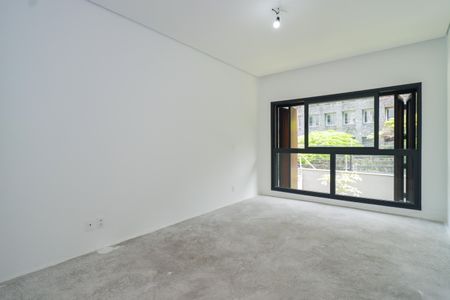 Casa de condomínio à venda com 548m², 4 quartos e 4 vagasSuíte Master