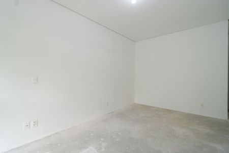 Casa de condomínio à venda com 548m², 4 quartos e 4 vagasSuíte 3