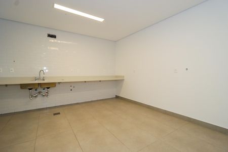 Casa de condomínio à venda com 548m², 4 quartos e 4 vagasCozinha