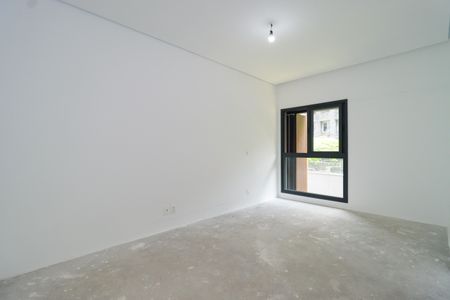 Casa de condomínio à venda com 548m², 4 quartos e 4 vagasSuíte 4