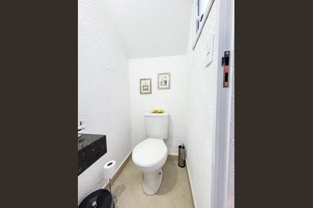 Casa à venda com 125m², 2 quartos e 2 vagasLavabo 2 