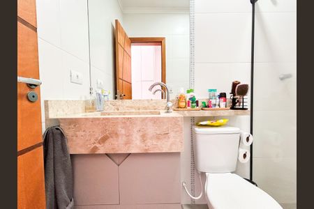 Casa à venda com 125m², 2 quartos e 2 vagasBanheiro Suíte 2