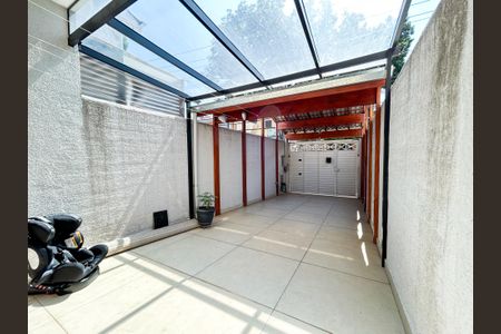Casa à venda com 125m², 2 quartos e 2 vagasGaragem