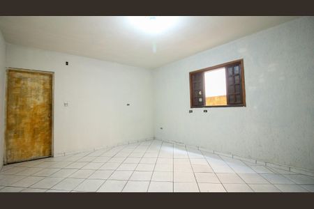 Casa à venda com 90m², 1 quarto e 1 vagaSala
