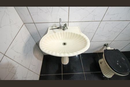 Casa à venda com 90m², 1 quarto e 1 vagaBanheiro