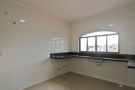 Casa à venda com 240m², 3 quartos e 6 vagasCozinha