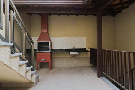 Casa à venda com 240m², 3 quartos e 6 vagasÁrea externa