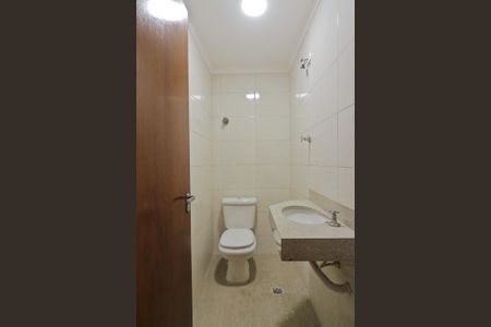 Casa à venda com 240m², 3 quartos e 6 vagasÁrea de Serviço