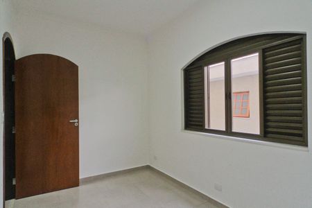 Casa à venda com 240m², 3 quartos e 6 vagasQuarto 2