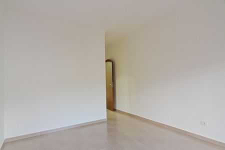 Casa à venda com 240m², 3 quartos e 6 vagasSuíte