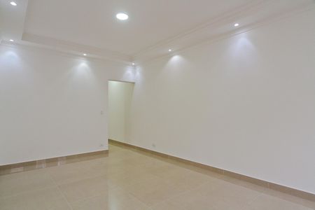 Casa à venda com 240m², 3 quartos e 6 vagasSala