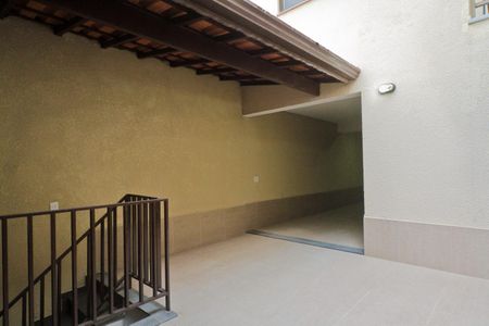 Casa à venda com 240m², 3 quartos e 6 vagasÁrea externa