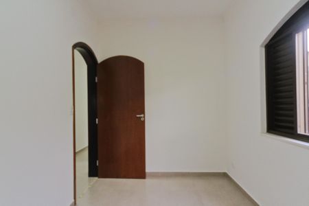 Casa à venda com 240m², 3 quartos e 6 vagasQuarto 2