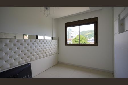 Apartamento para alugar com 90m², 2 quartos e 2 vagasSuite