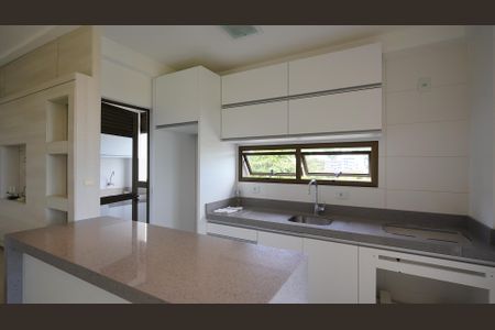Apartamento para alugar com 90m², 2 quartos e 2 vagasCozinha