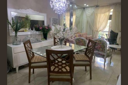 Apartamento à venda com 97m², 2 quartos e 1 vaga