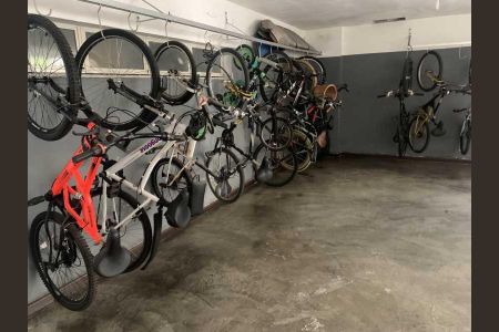 Apartamento à venda com 97m², 2 quartos e 1 vaga