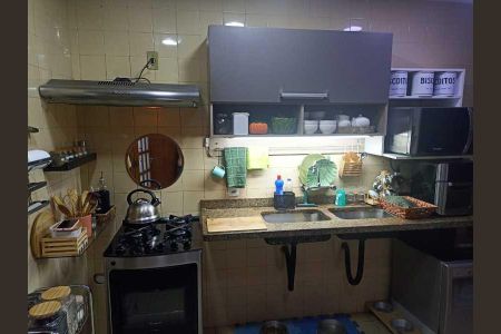 Apartamento à venda com 97m², 2 quartos e 1 vaga