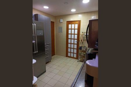 Apartamento à venda com 97m², 2 quartos e 1 vaga