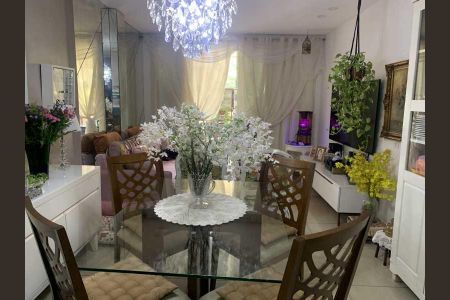 Apartamento à venda com 97m², 2 quartos e 1 vaga