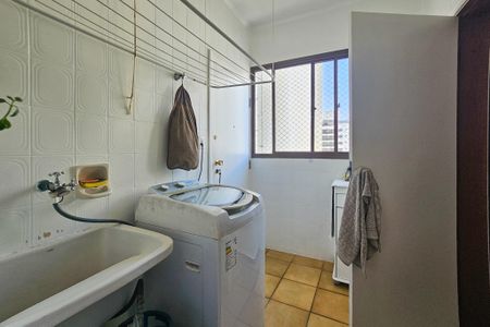 Apartamento para alugar com 150m², 3 quartos e 2 vagasÁrea de serviço