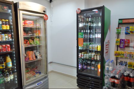 Apartamento para alugar com 35m², 1 quarto e sem vagaMini Mercado