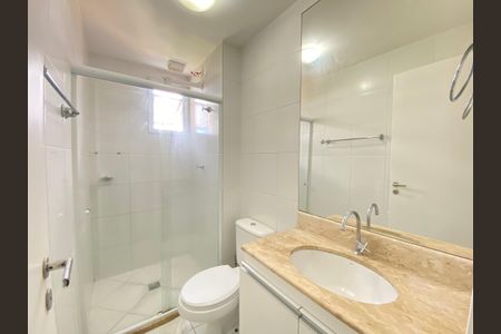 Apartamento para alugar com 65m², 2 quartos e 1 vagaBanheiro da Suíte