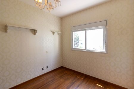 Apartamento à venda com 215m², 3 quartos e 4 vagas Apartamento à venda com 215m², 3 quartos e 4 vagasSuíte 2