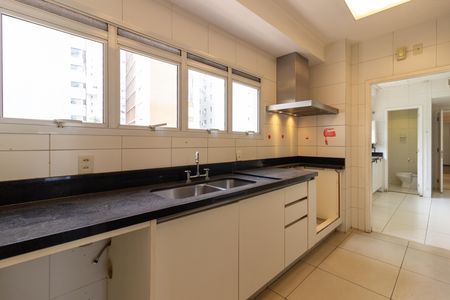 Apartamento à venda com 215m², 3 quartos e 4 vagas Apartamento à venda com 215m², 3 quartos e 4 vagasCozinha