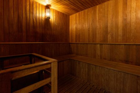 Apartamento à venda com 215m², 3 quartos e 4 vagas Apartamento à venda com 215m², 3 quartos e 4 vagasÁrea Comum - Sauna