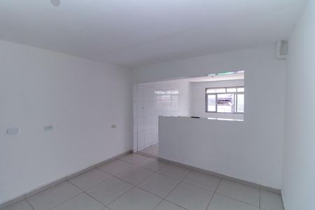 Casa para alugar com 70m², 2 quartos e sem vaga Casa para alugar com 70m², 2 quartos e sem vagaSala