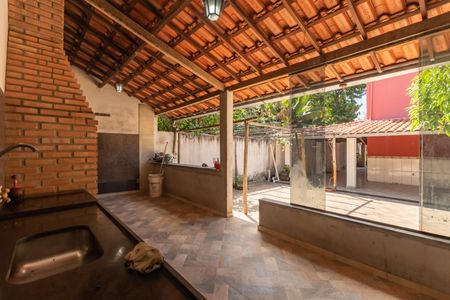 Casa para alugar com 360m², 4 quartos e 4 vagasEspaço Gourmet