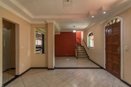 Casa para alugar com 360m², 4 quartos e 4 vagasSala